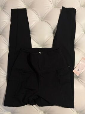 NWT Yogalicious Polarlux Tribeca Full Length Tight S Small